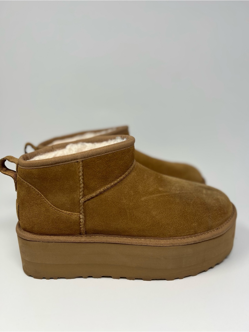 UGG Platform Boots
Size 9
